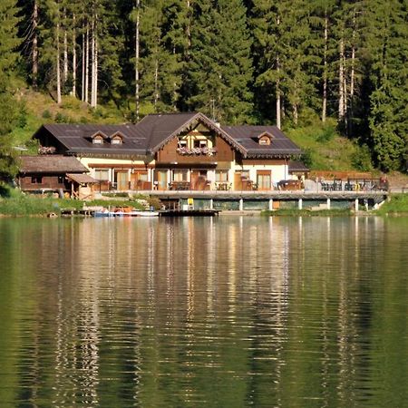 Appartamenti Chalet Al Lago อัลเลเก ภายนอก รูปภาพ