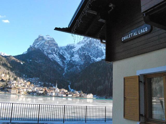 Appartamenti Chalet Al Lago อัลเลเก ภายนอก รูปภาพ